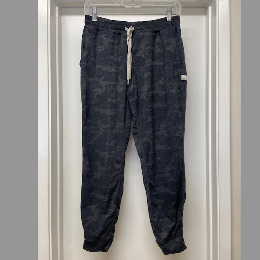 Vuori Performance Joggers Camo Pants - Picture 2 of 8
